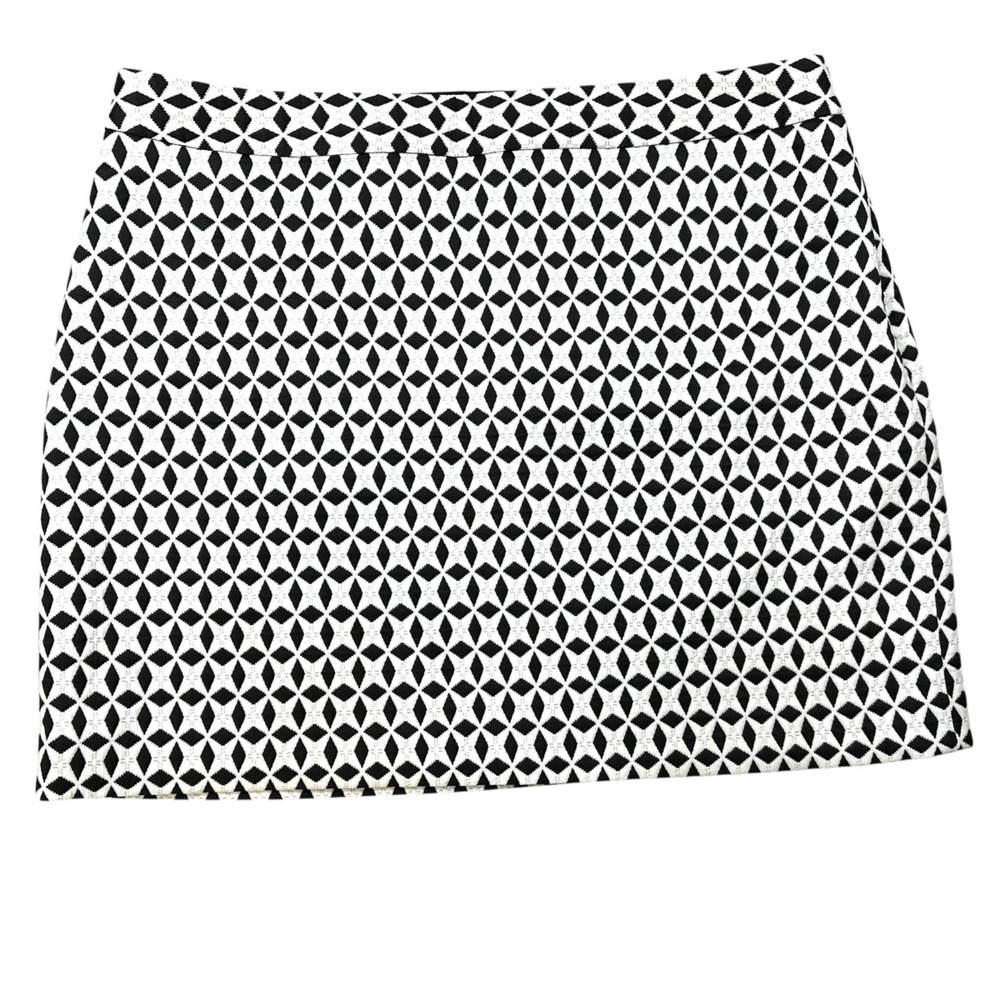 BANANA REPUBLIC A-Line Mini Skirt Black & White Embroidered Women's Size 16‎